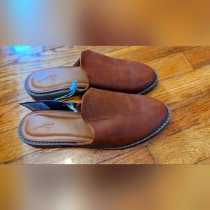 Universal Thread Mulea